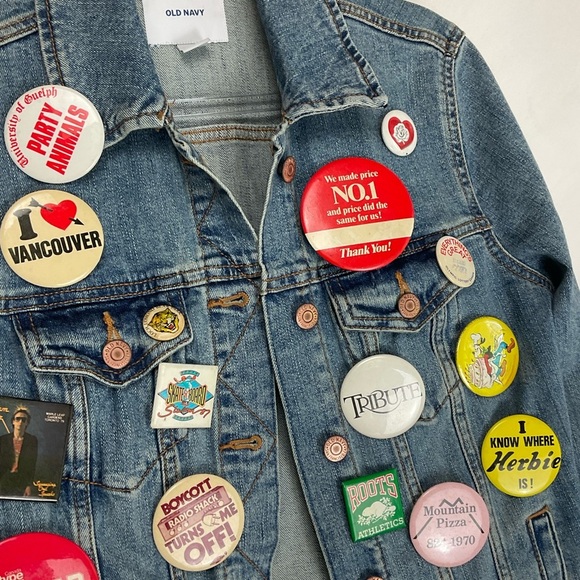 Vintage Jean Jacket Custom 80s 90s Pinback Buttons Pins Blue Denim Size Medium - Picture 2 of 7